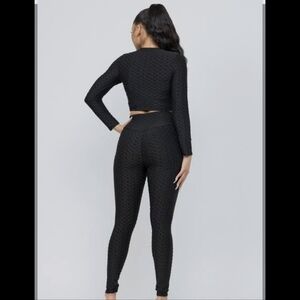 NWT- Jolie&Joy High-Waisted Black HoneycombTextured 2 Piece Set - Sculpting Fit